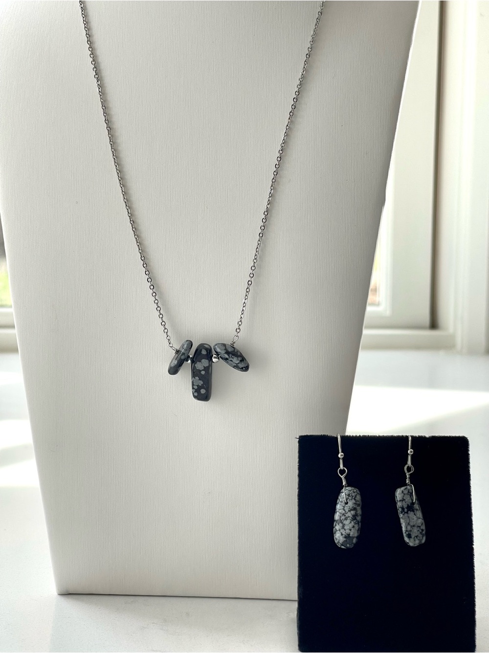 Snowflake Obsidian Pendant Necklace and Earrings Set - Black Gray